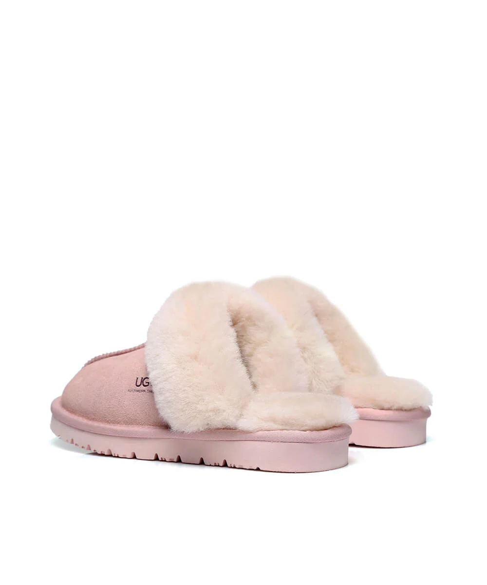 Men's UGG Fuzzy Slipper - Image 30