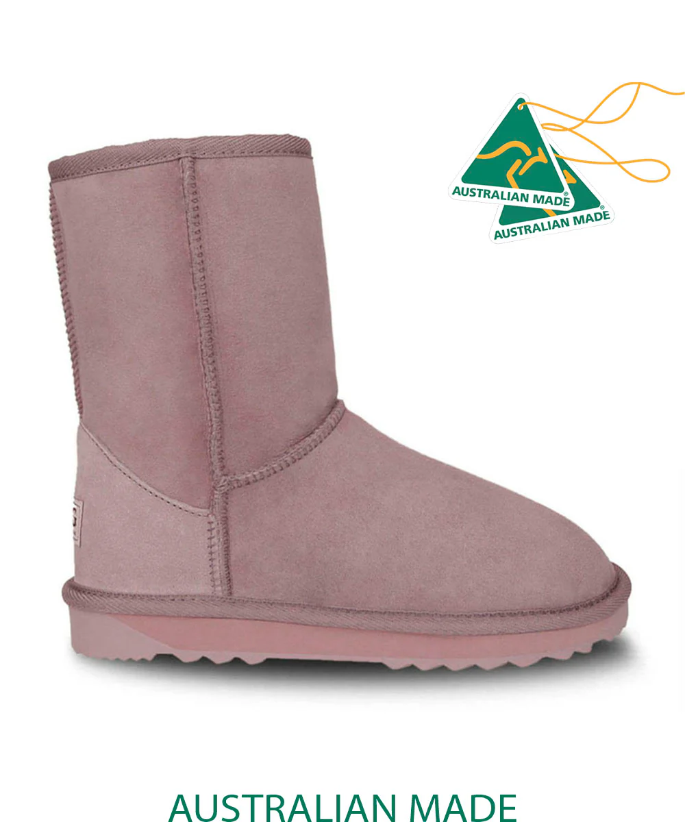 Men's UGG Premium Classic Short - Image 29
