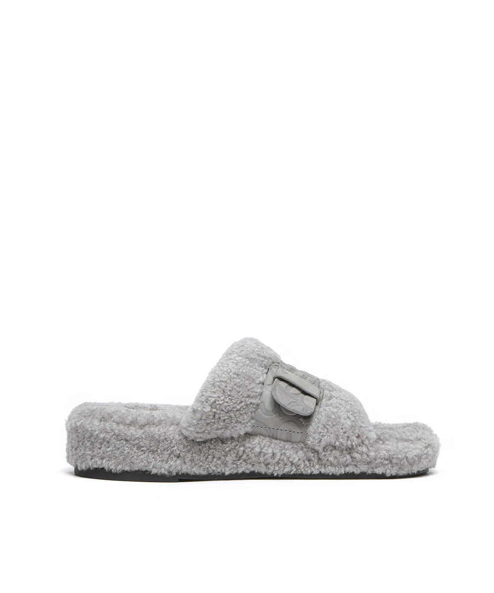 Women’s Jule Fluffy Slide - Image 10