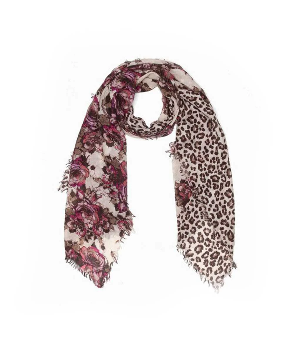Wool Print UGG Scarf - Image 15
