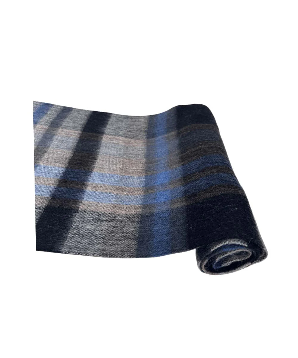 Wool UGG Scarf - Image 9